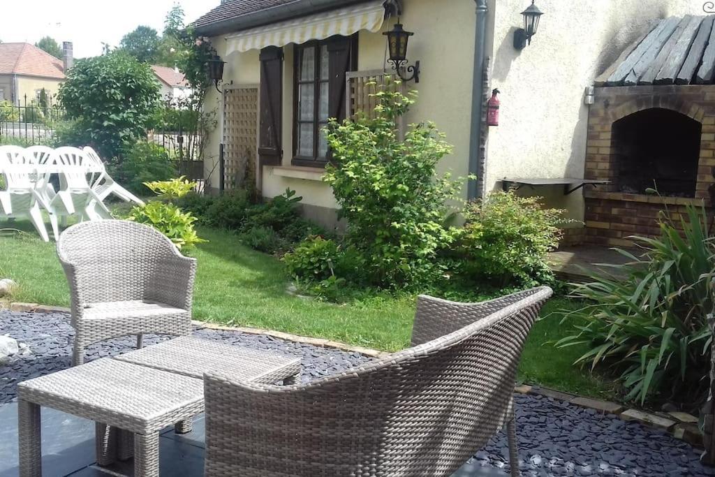 Gite De La Bouvotte Neuville-sur-Vannes Exterior foto